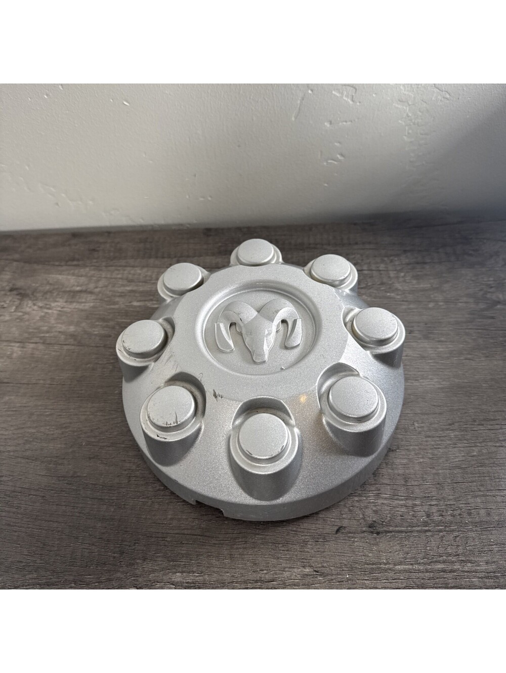 DODGE RAM 2500 3500 SRW OEM WHEEL CENTER CAP SILVER 52121450AD (PLASTIC CLIPS)
